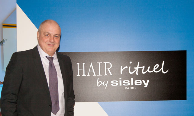 José Ginestar, Director Científico de Sisley: “Uno de los grandes retos de la creación de Hair Ritual ha sido el perfume. No hay muchas notas olfativas que puedan caber en ese universo unisex”