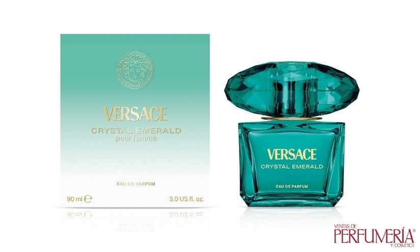 Versace lanza Crystal Emerald, su nueva fragancia floral almizclada